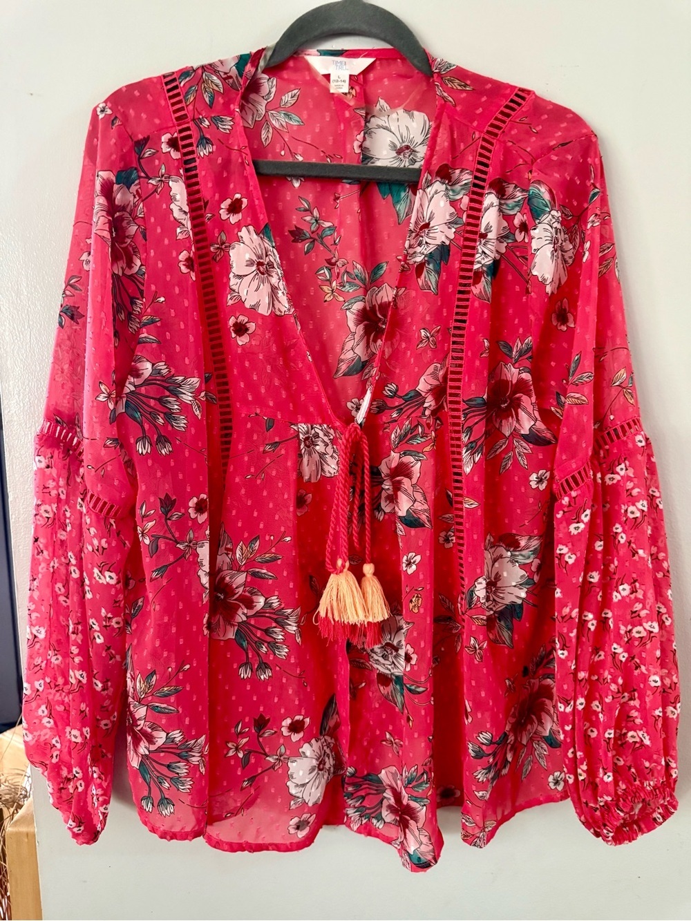 Time & Tru Red Sheer Floral Chiffon Tie-Front Blouse - L (12-14)